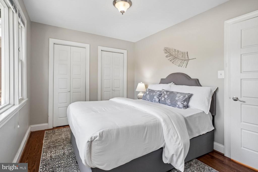 2811 OLD DOMINION BOULEVARD