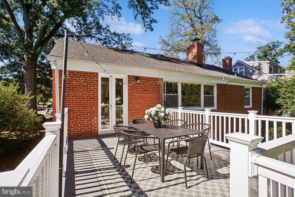 2811 OLD DOMINION BOULEVARD