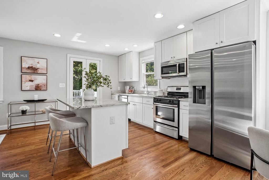 2811 OLD DOMINION BOULEVARD