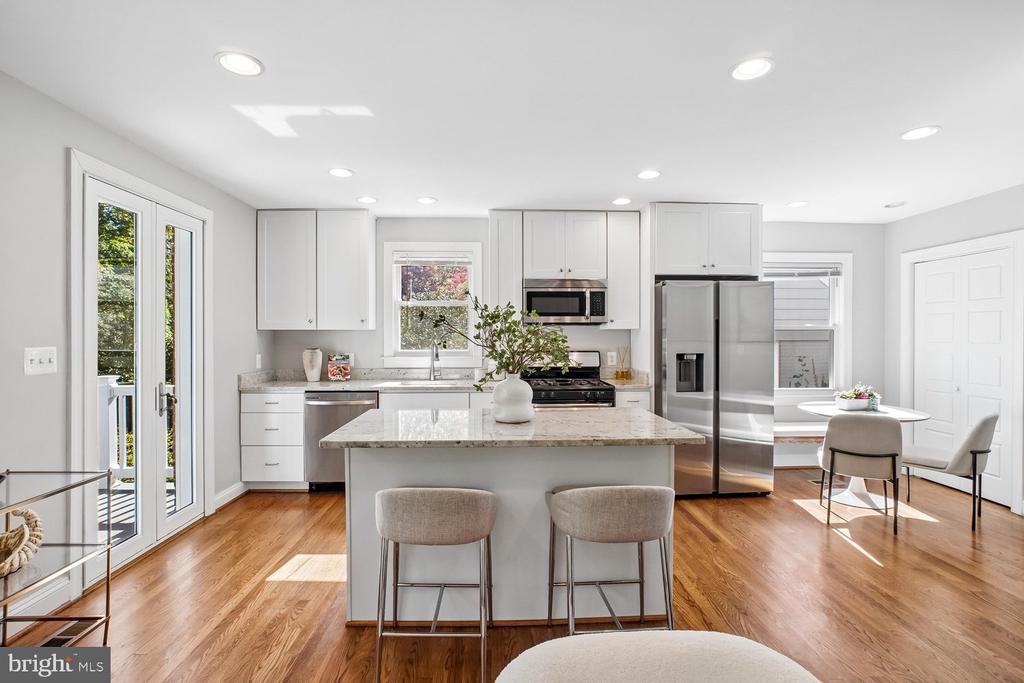 2811 OLD DOMINION BOULEVARD