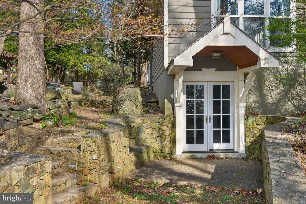 17641 RAVEN ROCKS ROAD