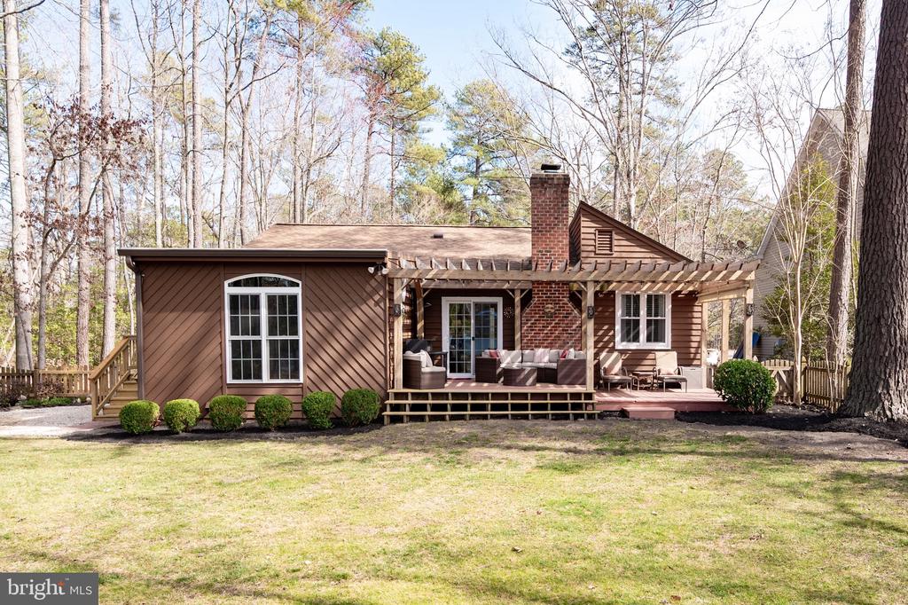 421 LOYALIST DRIVE