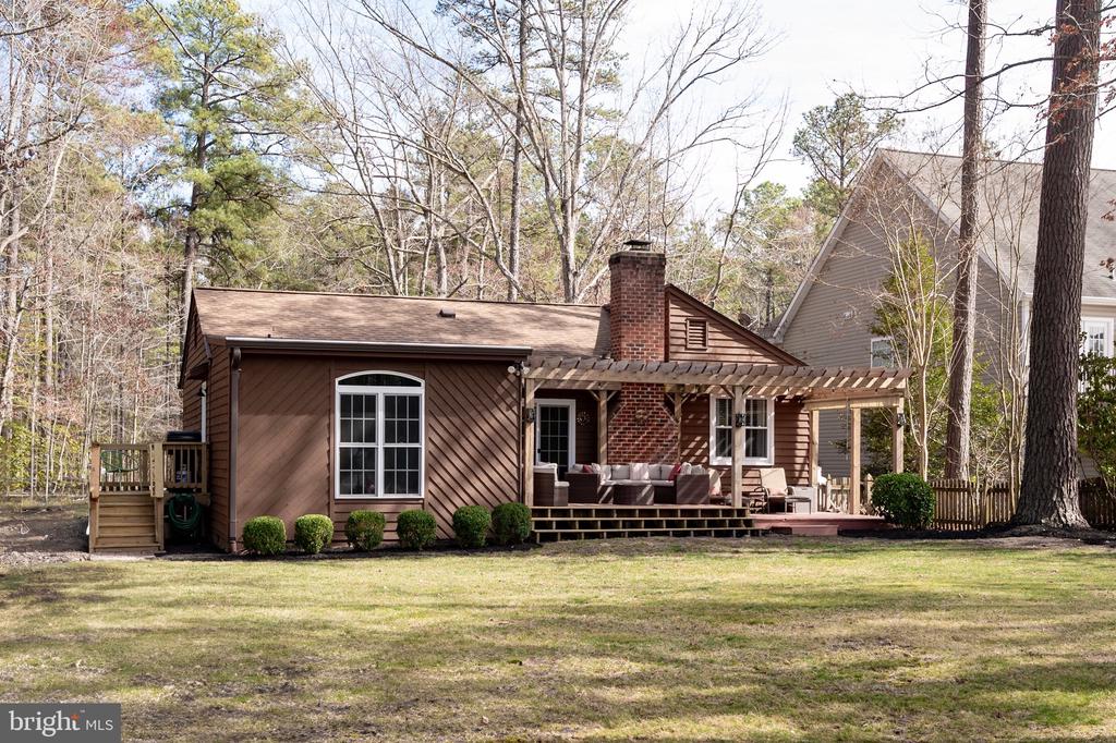 421 LOYALIST DRIVE