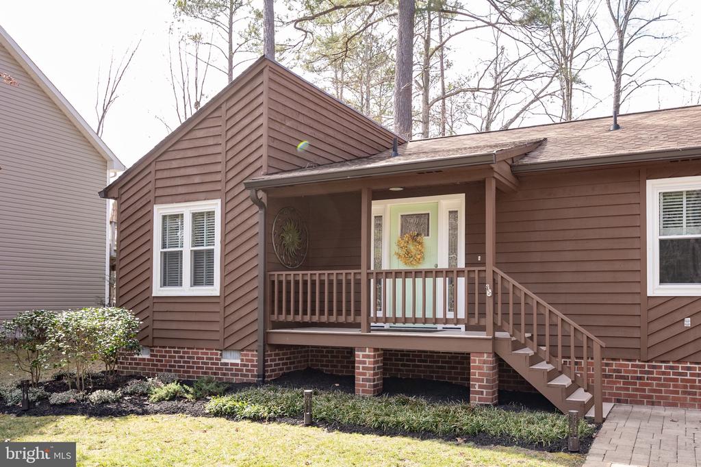 421 LOYALIST DRIVE
