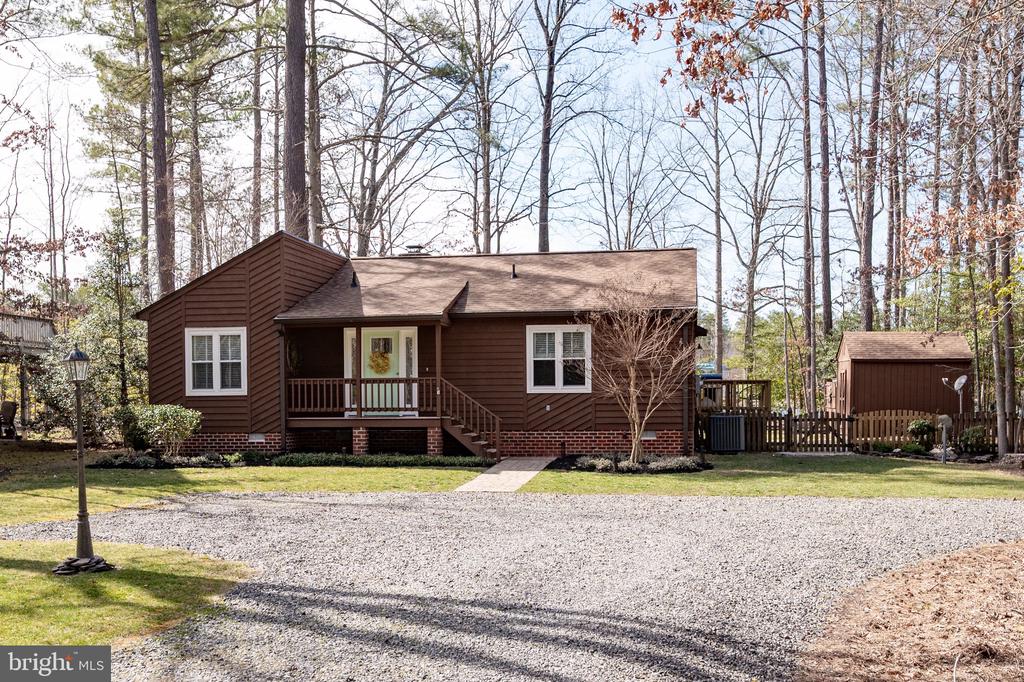 421 LOYALIST DRIVE