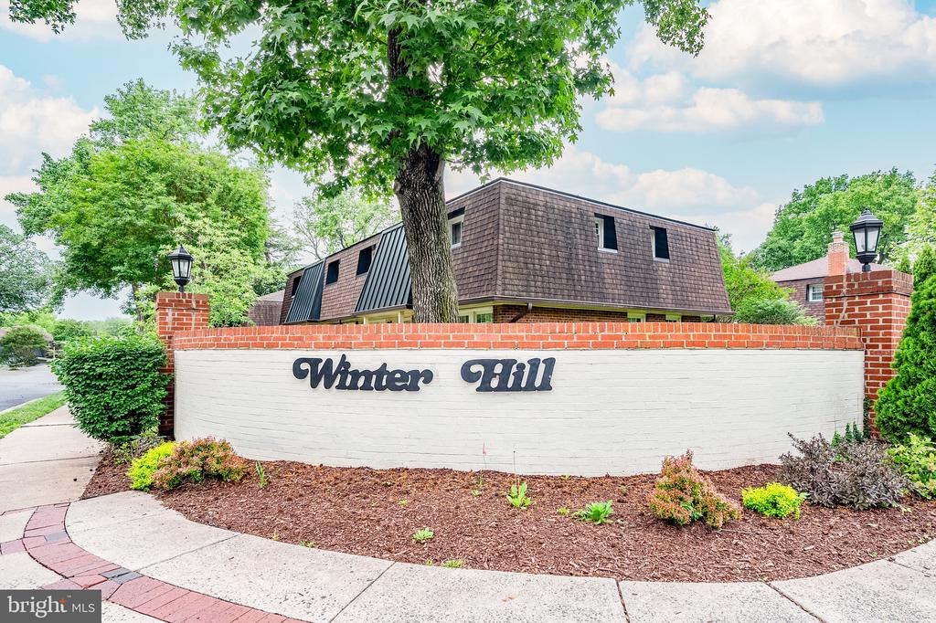 150 S VIRGINIA AVENUE 34