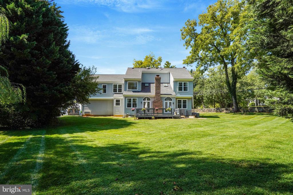 7 BROOKSHIRE DRIVE