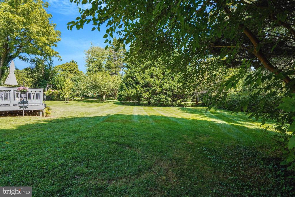 7 BROOKSHIRE DRIVE