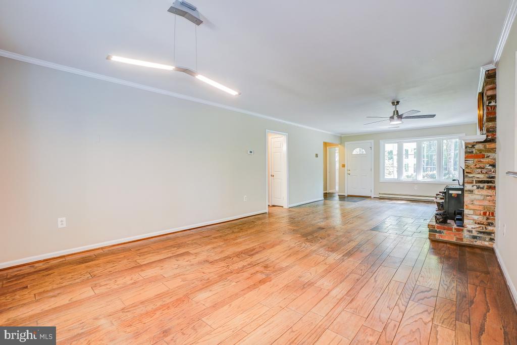 5127 ALBRECHT LANE