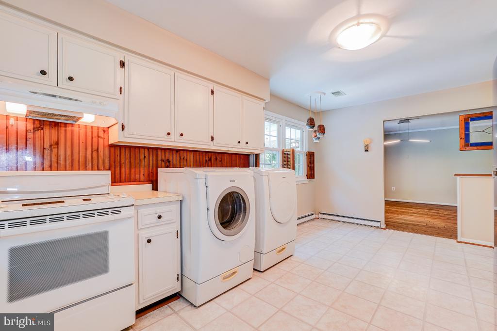 5127 ALBRECHT LANE