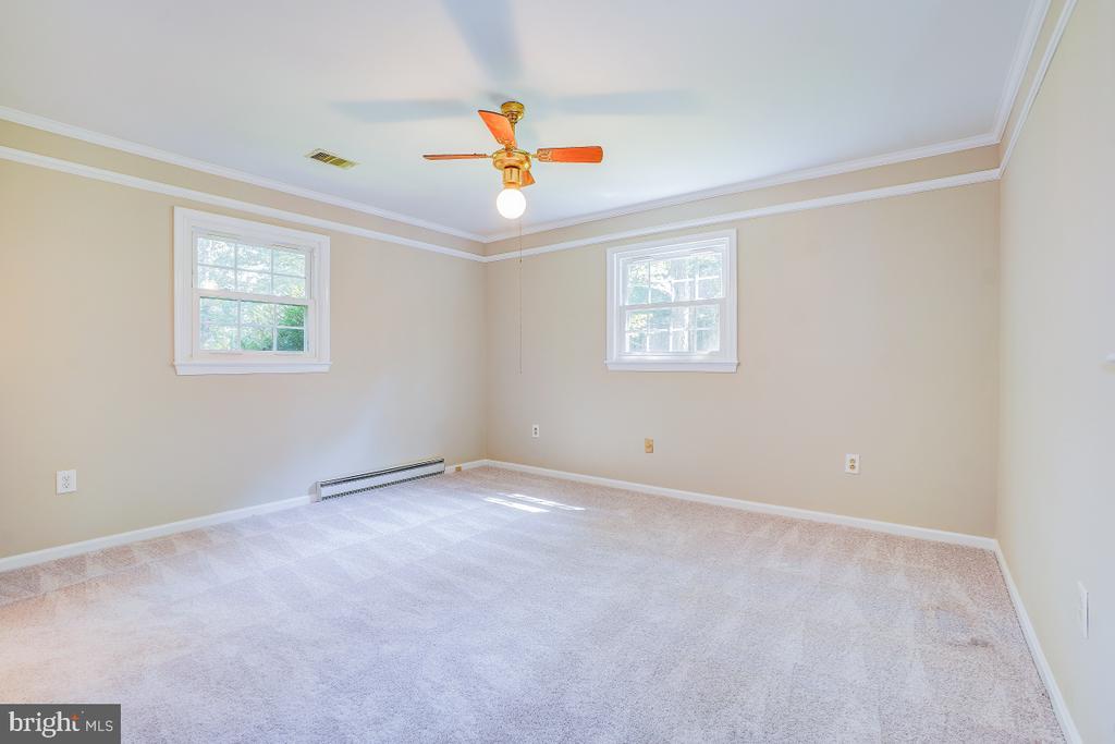 5127 ALBRECHT LANE