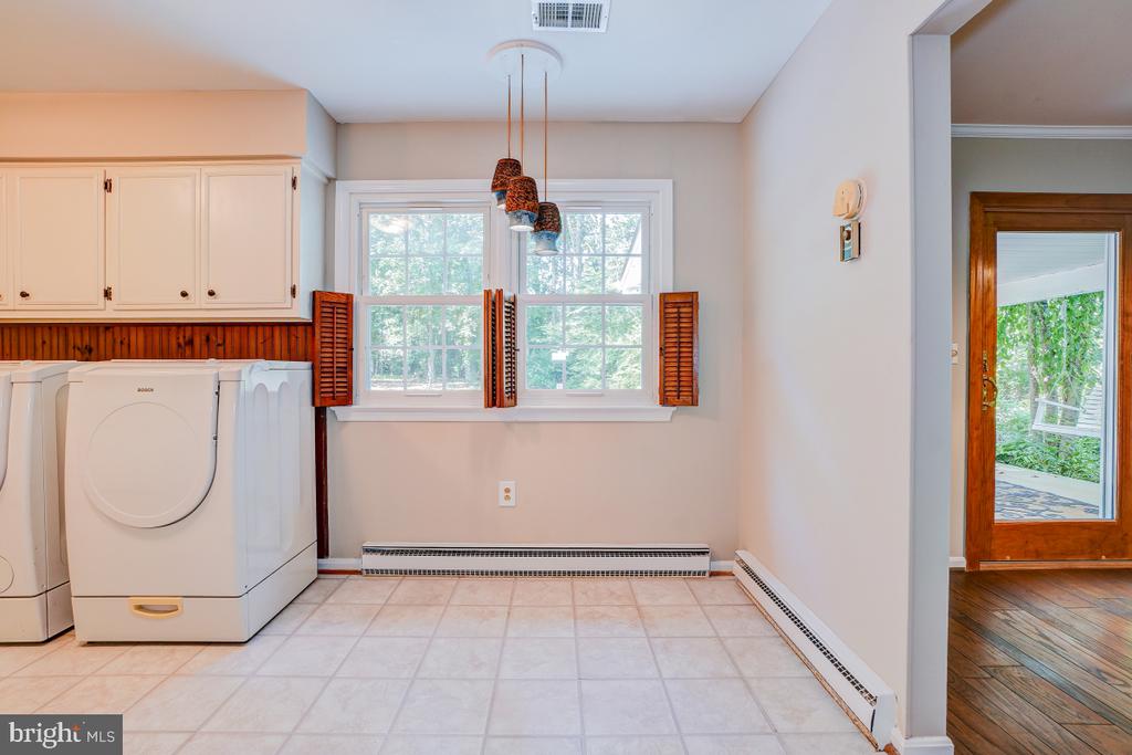 5127 ALBRECHT LANE