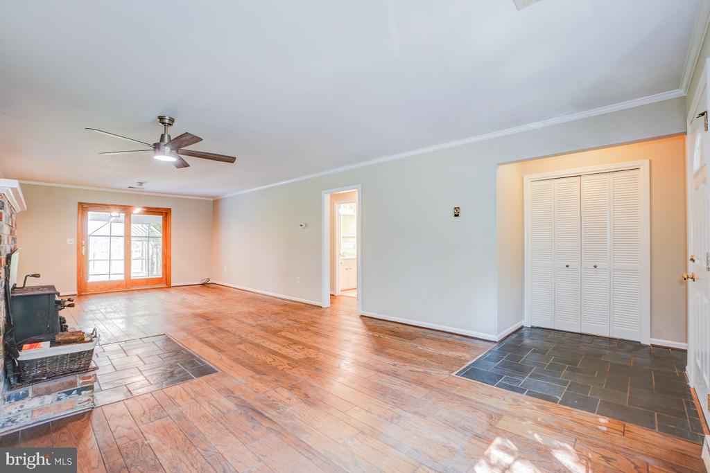 5127 ALBRECHT LANE