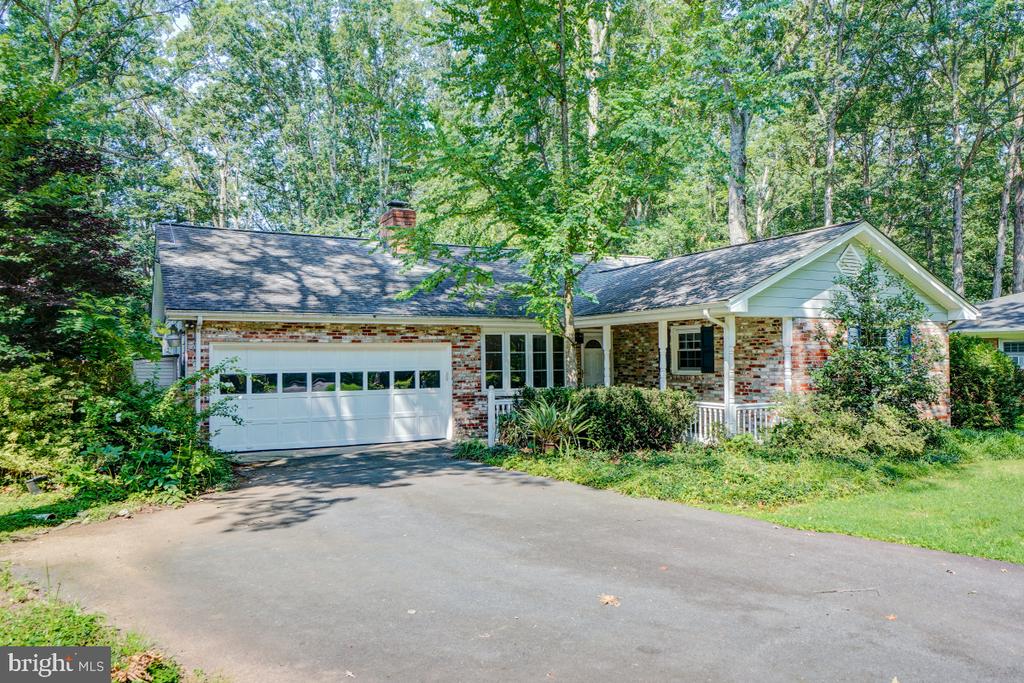 5127 ALBRECHT LANE