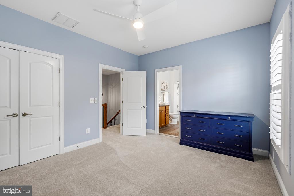 4470 SPRING RUN ROAD