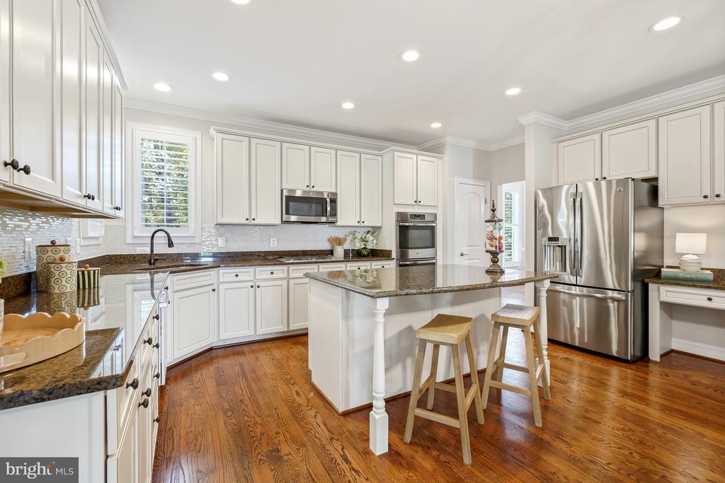 4470 SPRING RUN ROAD