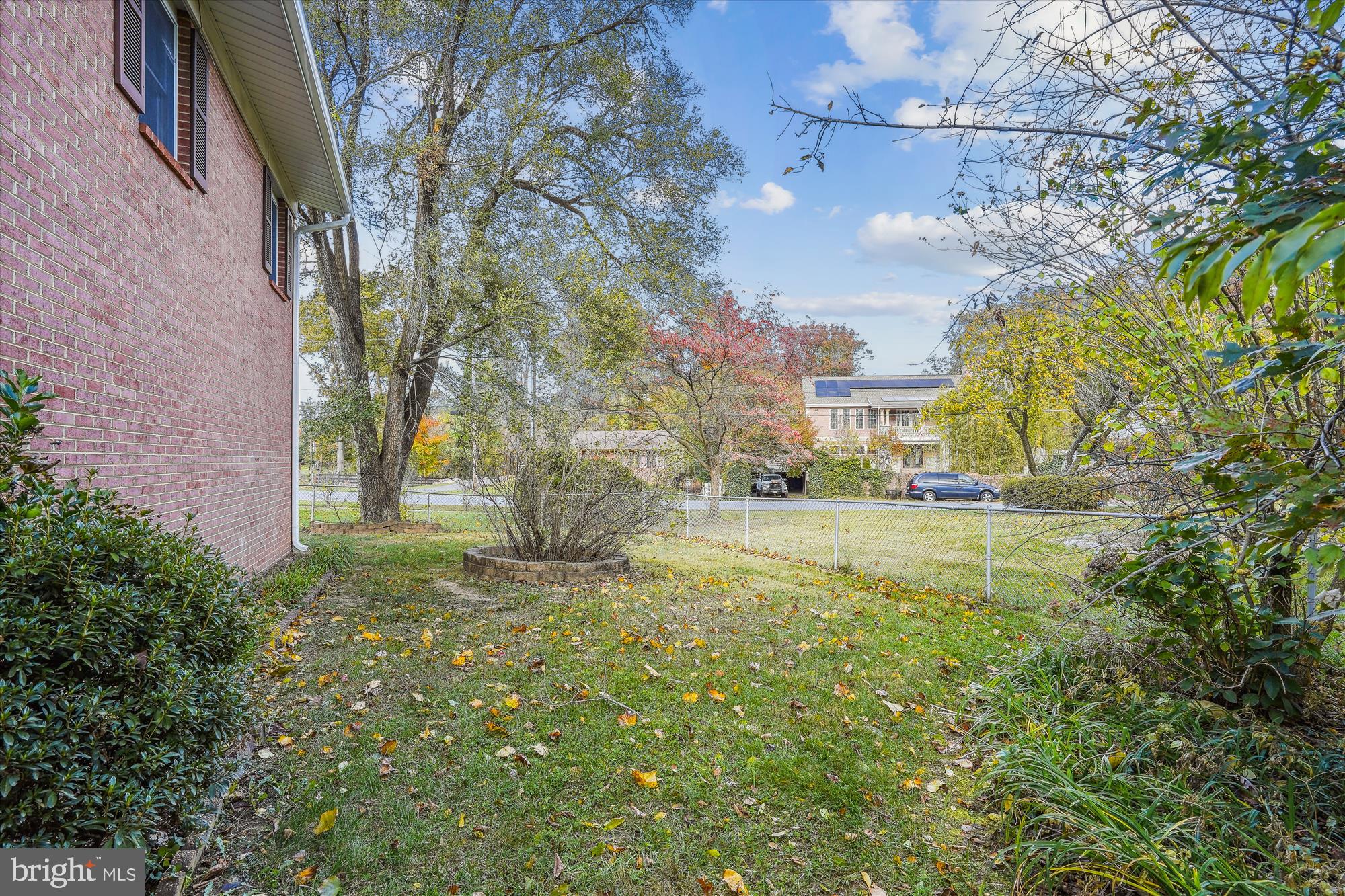 5101 Ampthill Dr