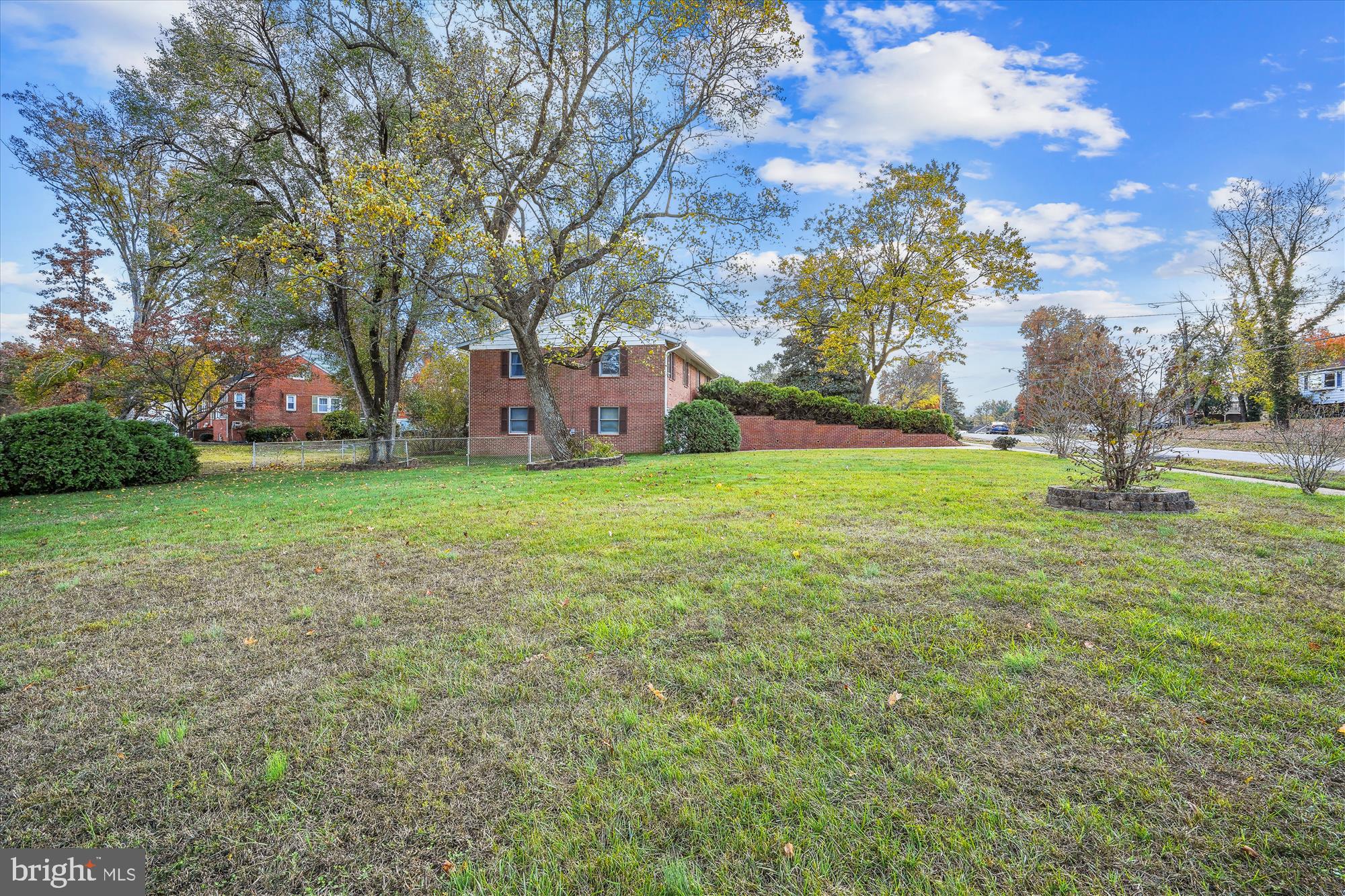 5101 Ampthill Dr