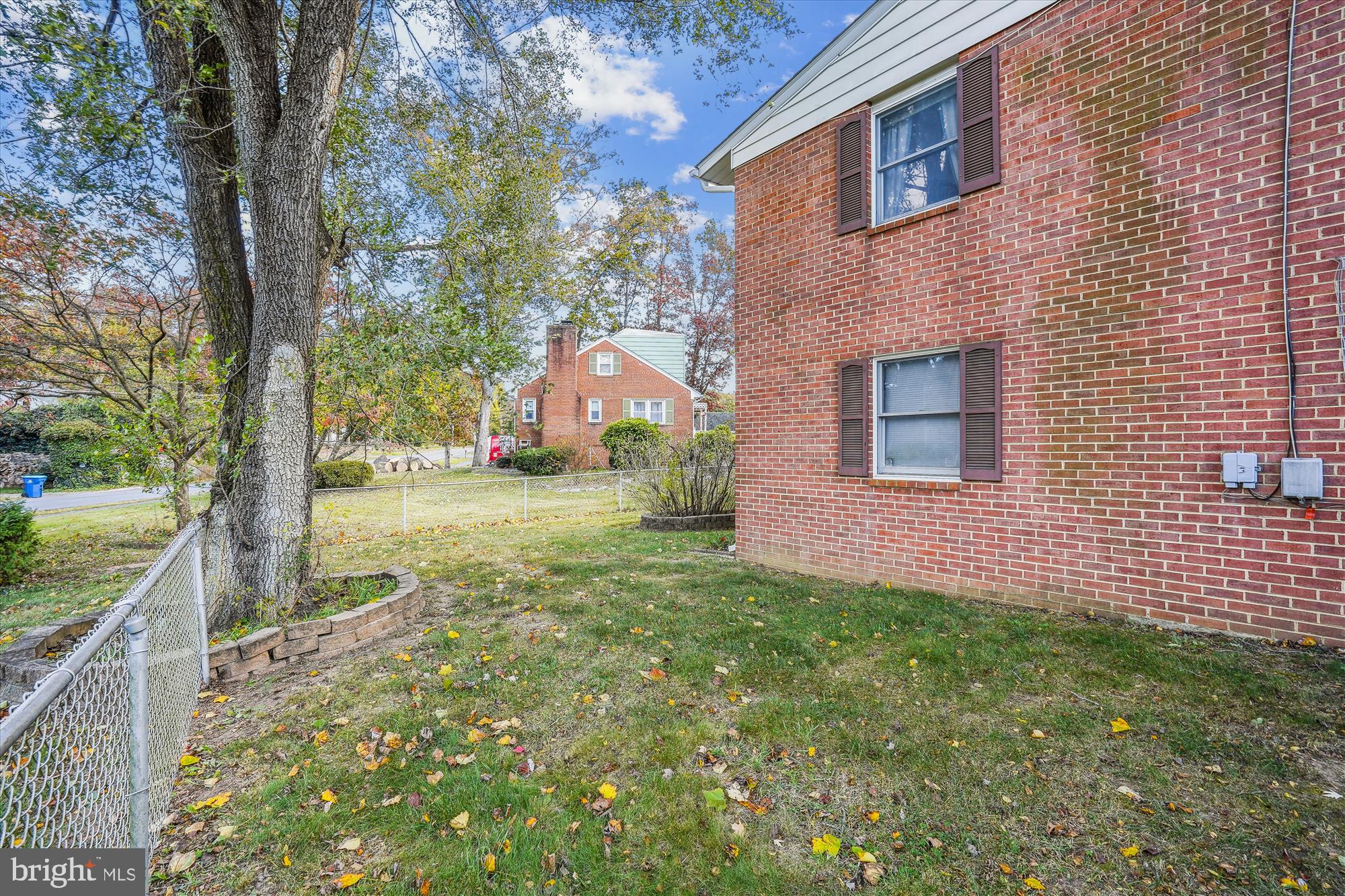 5101 Ampthill Dr