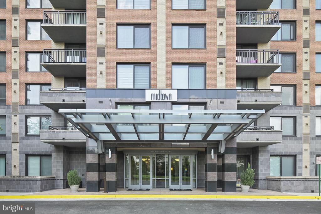2451 MIDTOWN AVENUE 1619