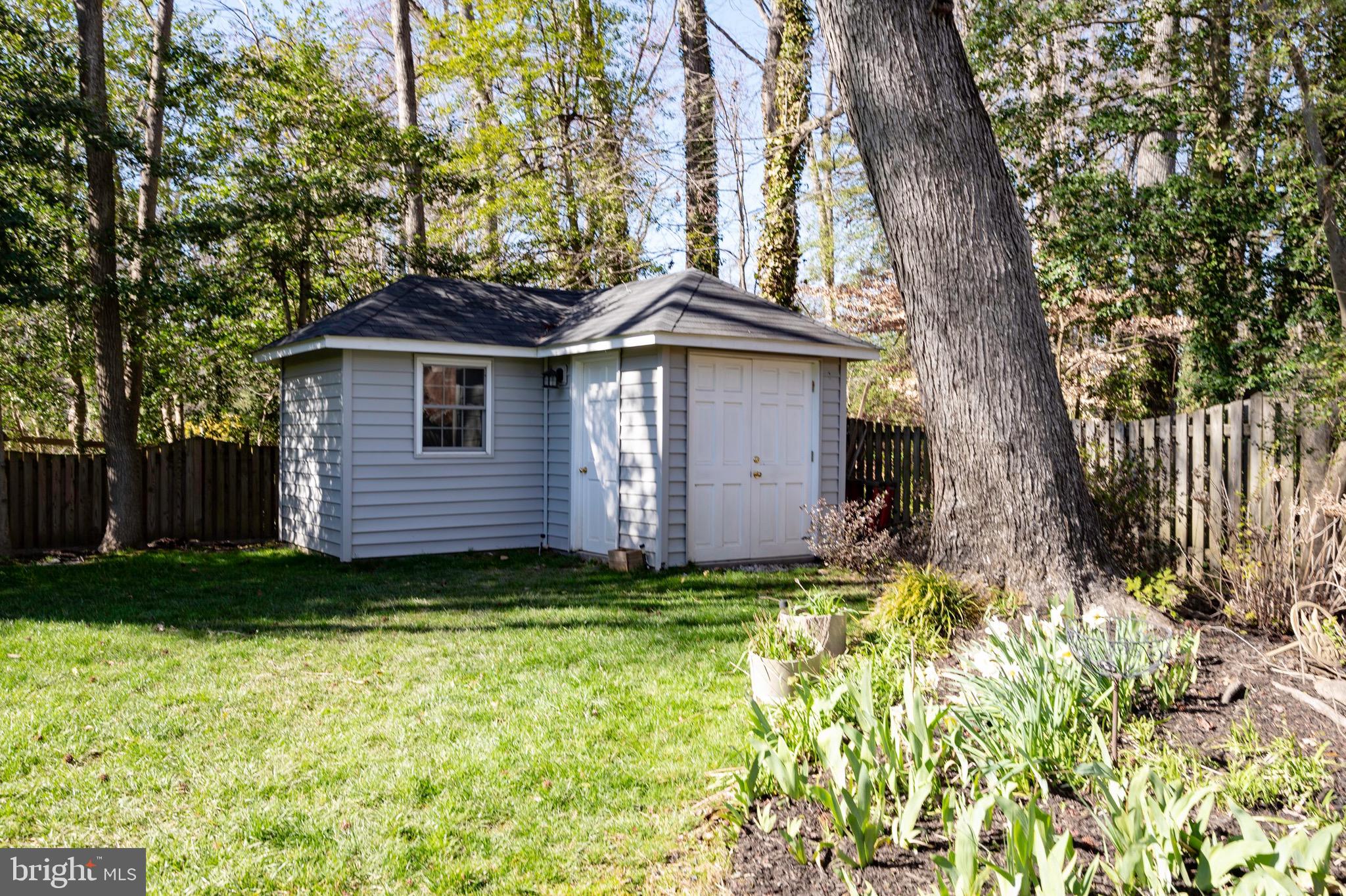 4312 FERRY LANDING ROAD