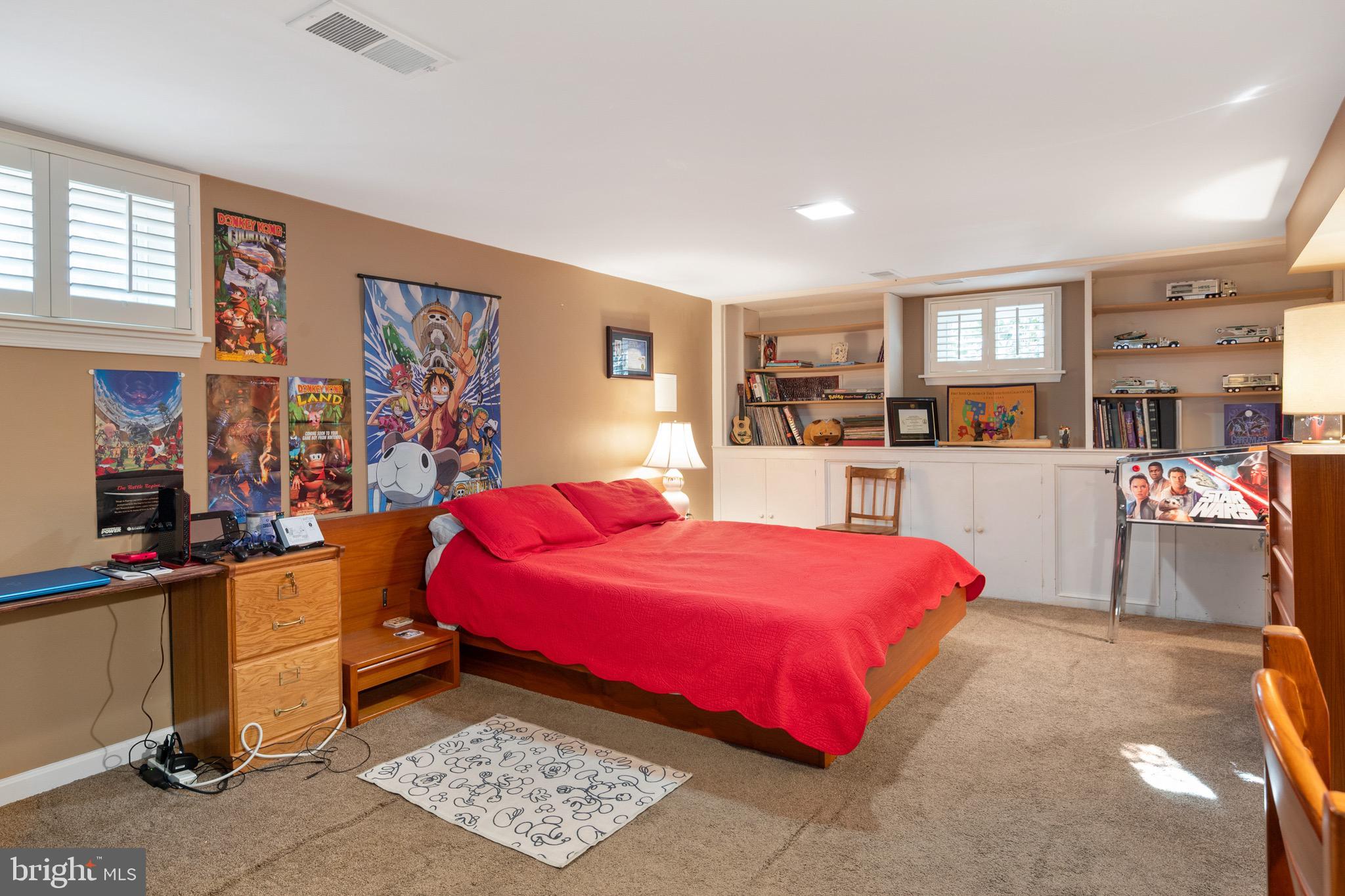 4312 FERRY LANDING ROAD