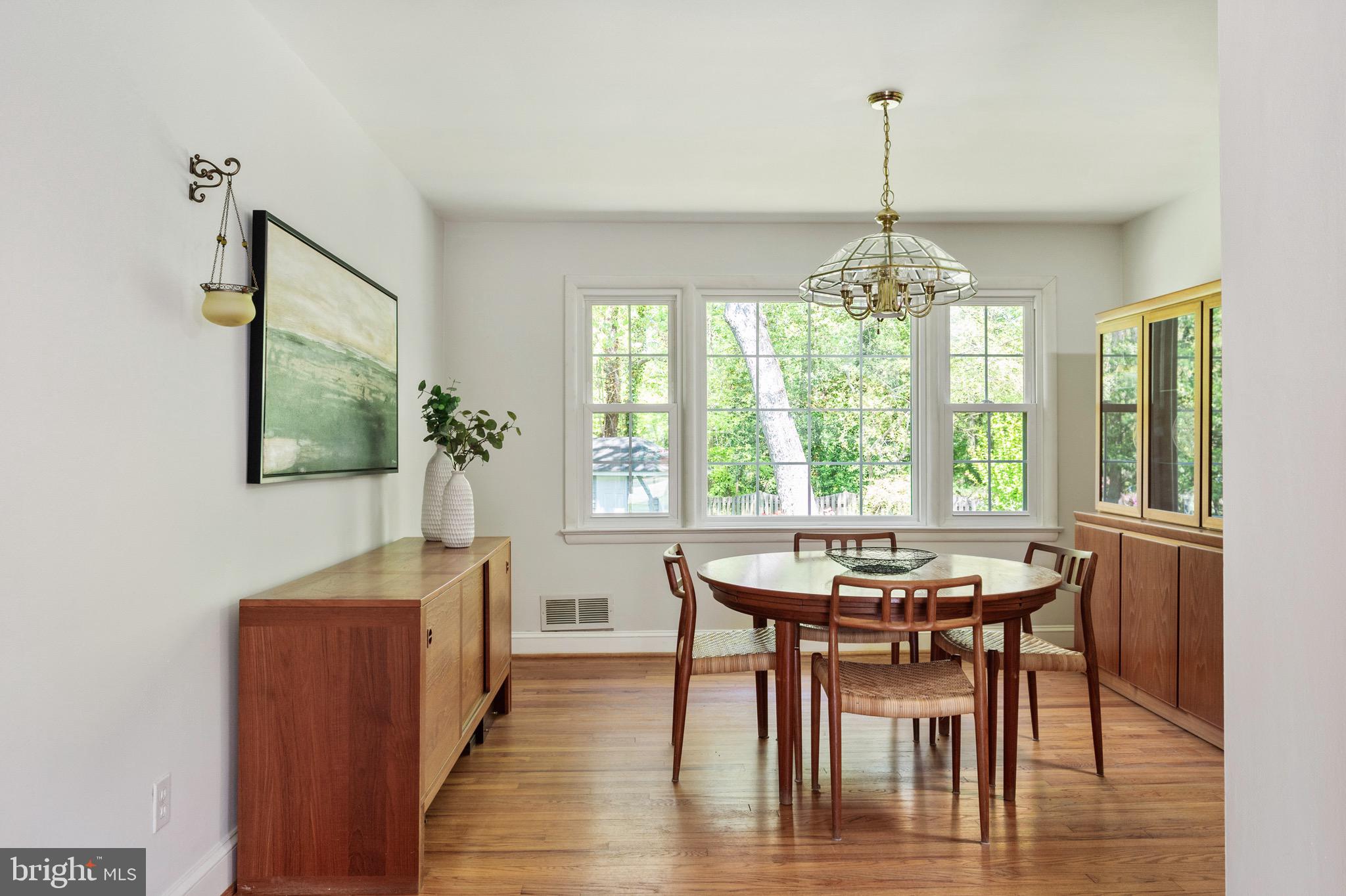 4312 FERRY LANDING ROAD
