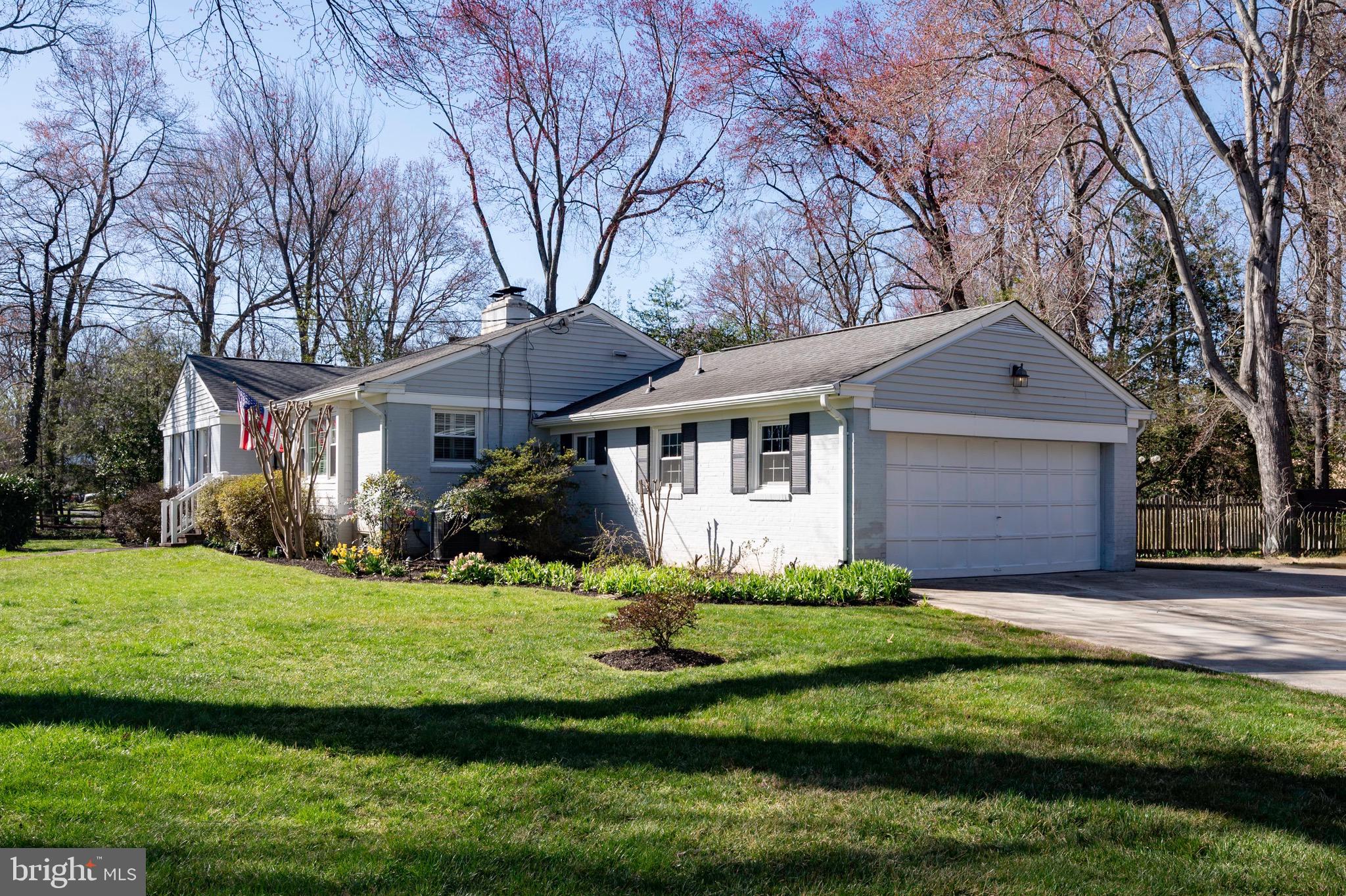 4312 FERRY LANDING ROAD