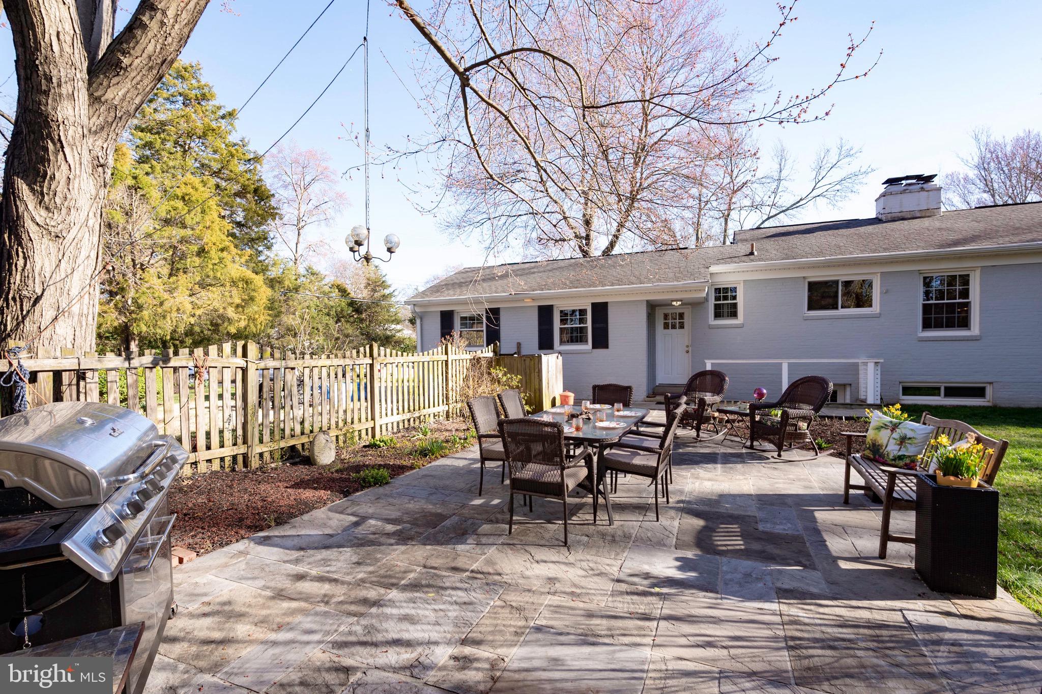 4312 FERRY LANDING ROAD