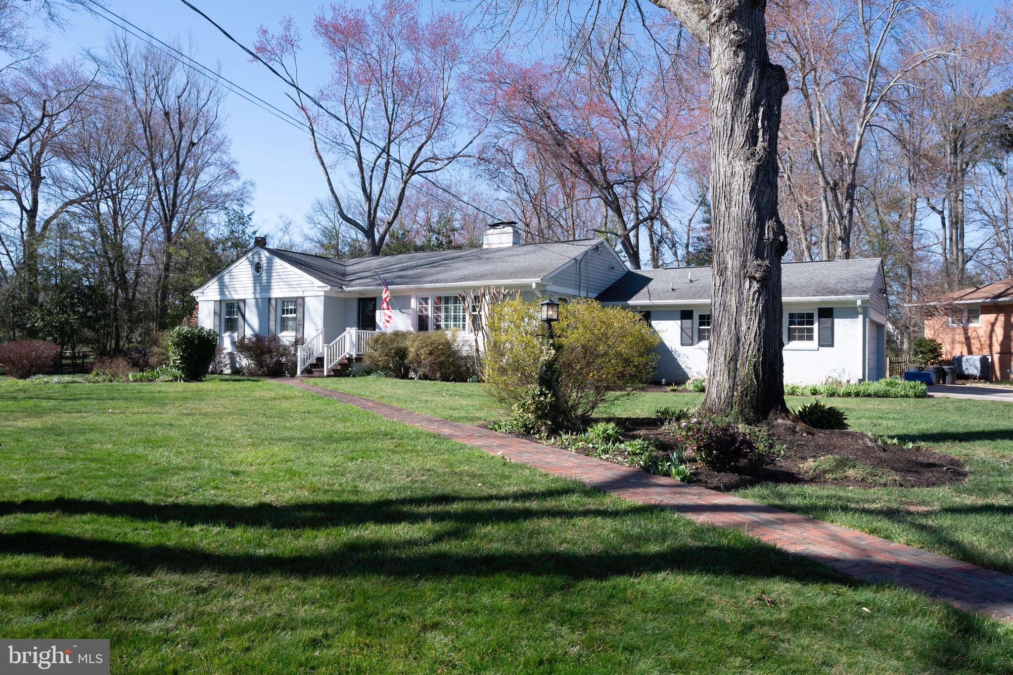 4312 FERRY LANDING ROAD