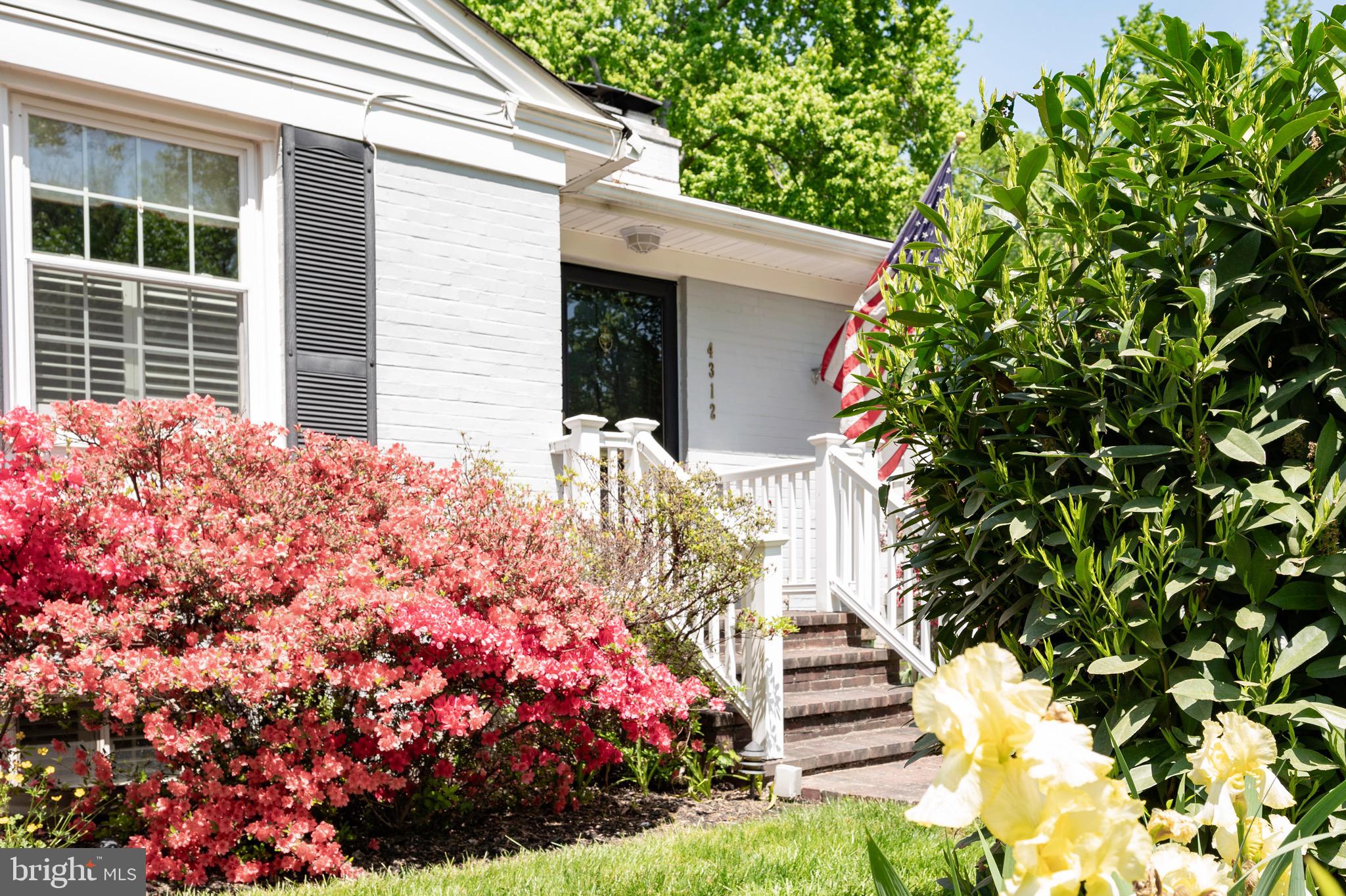 4312 FERRY LANDING ROAD