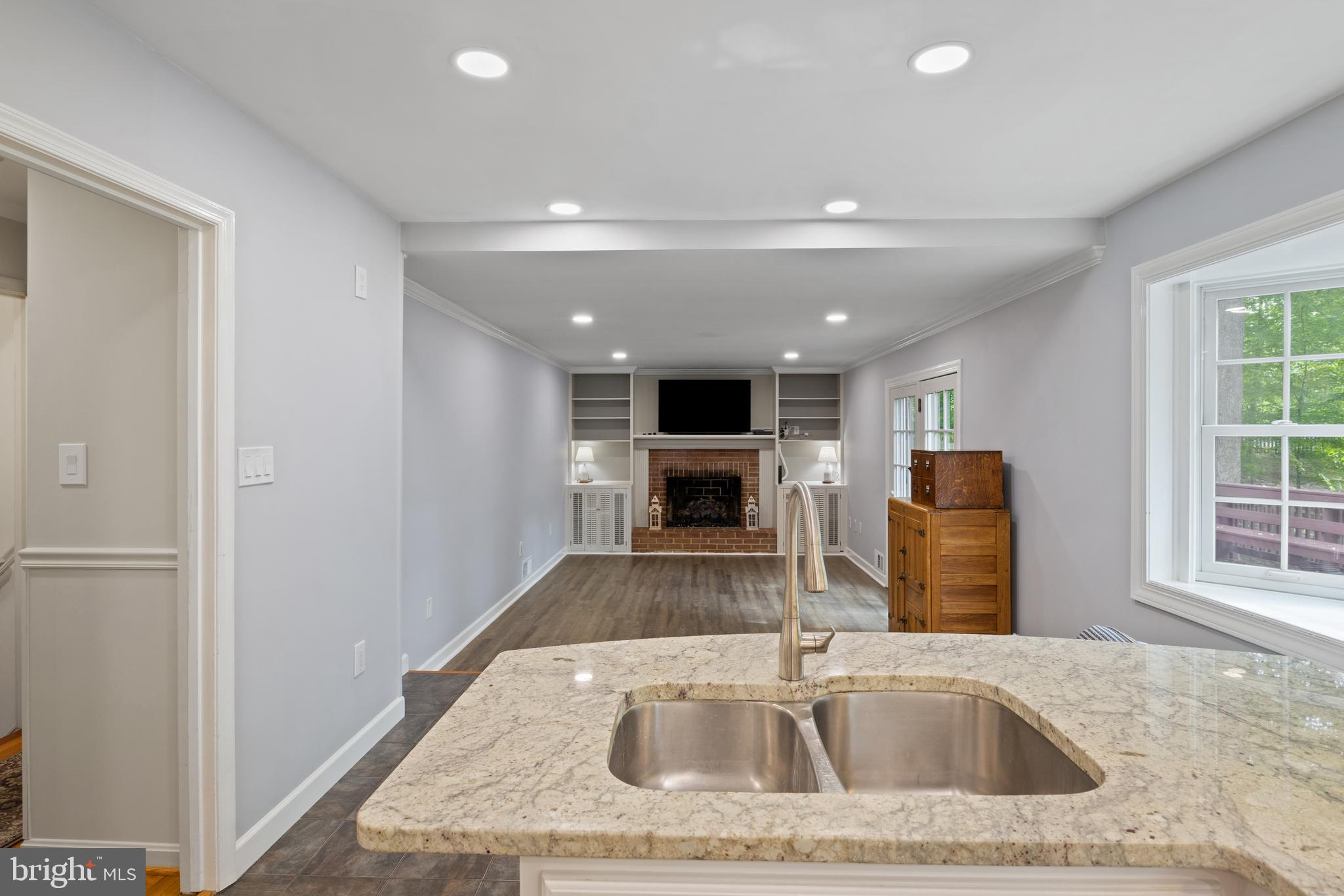 8707 NERO STREET