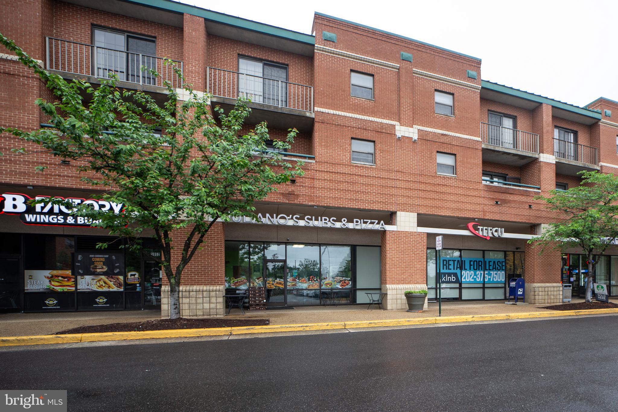 2525 HUNTINGTON AVENUE 18