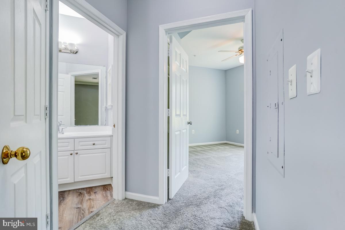 12909 ALTON SQUARE 102