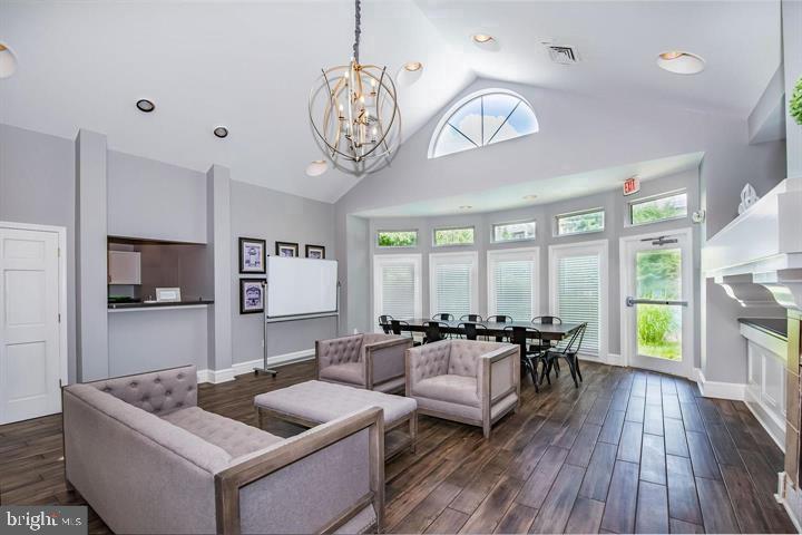 12909 ALTON SQUARE 102