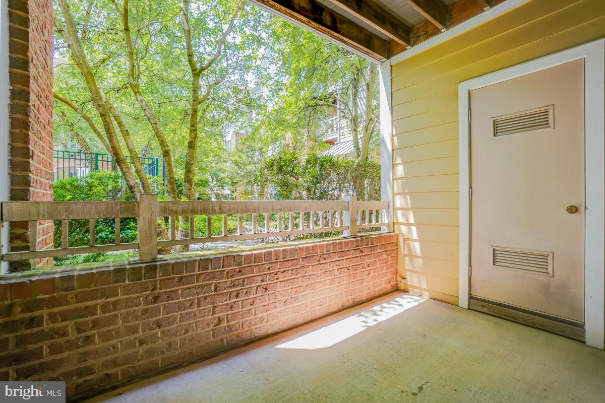 12909 ALTON SQUARE 102