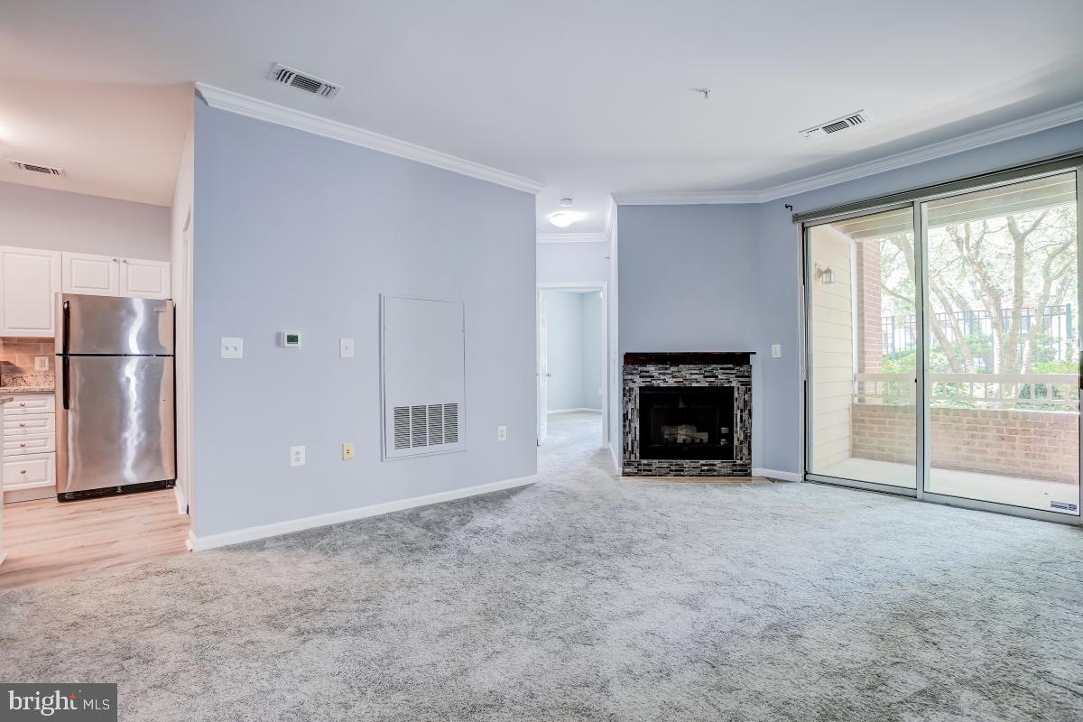 12909 ALTON SQUARE 102