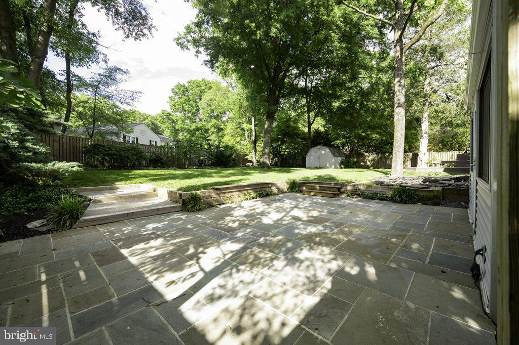 1110 WAYNEWOOD BOULEVARD
