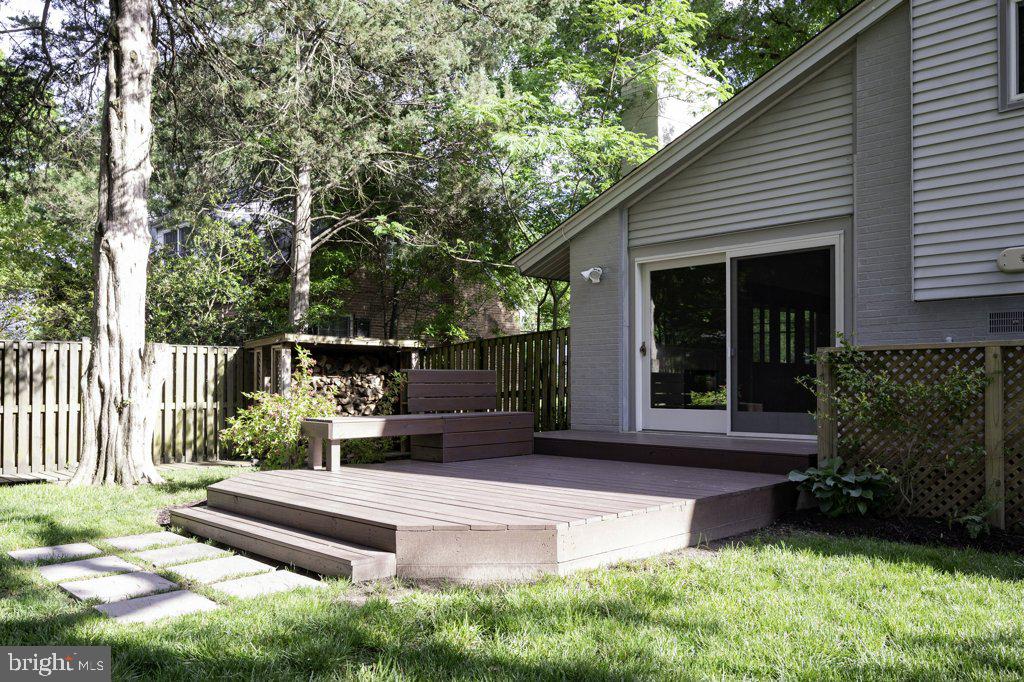 1110 WAYNEWOOD BOULEVARD