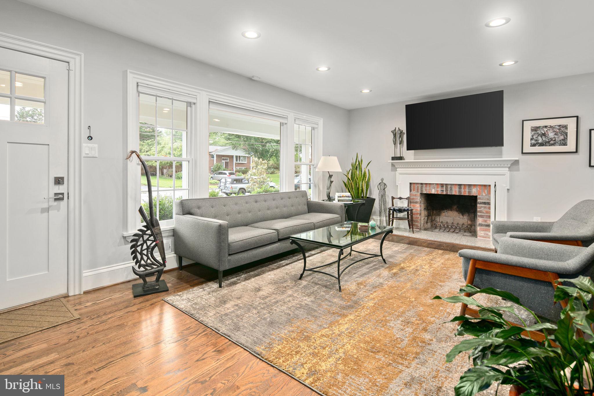 3425 RAMSGATE TERRACE