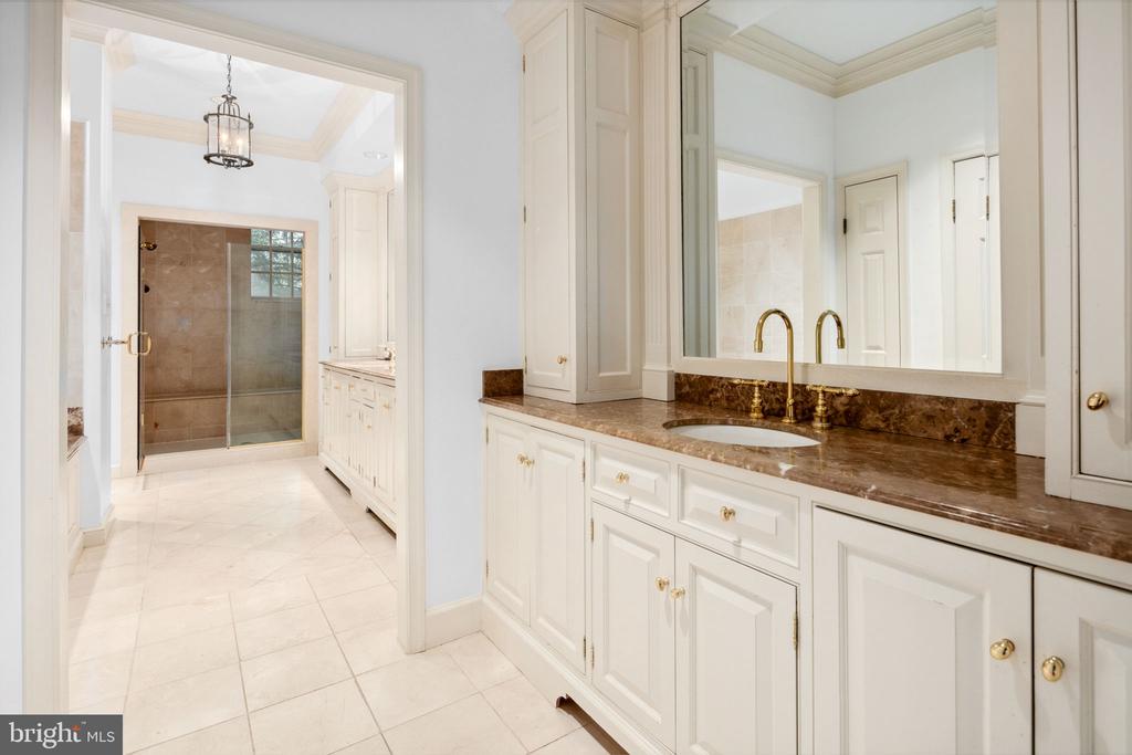 9394 MOUNT VERNON CIRCLE