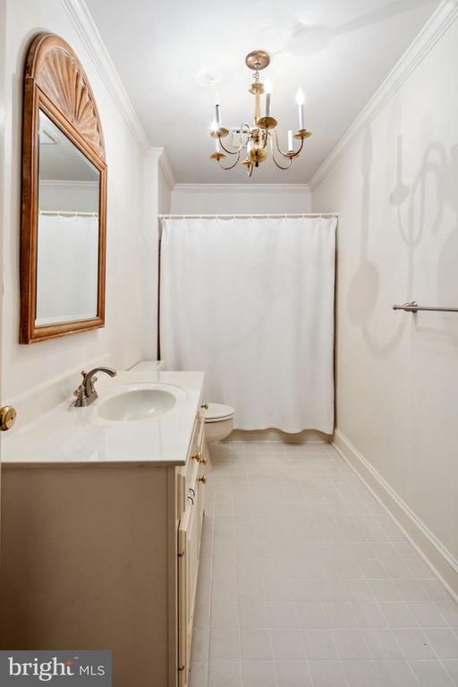 9394 MOUNT VERNON CIRCLE