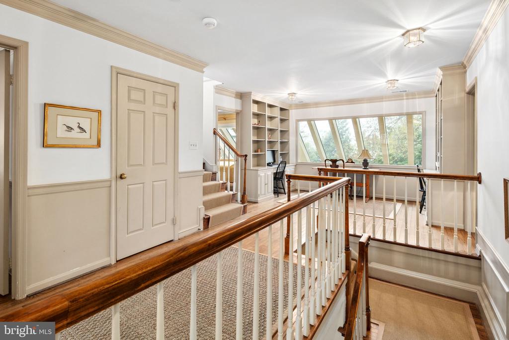 9394 MOUNT VERNON CIRCLE