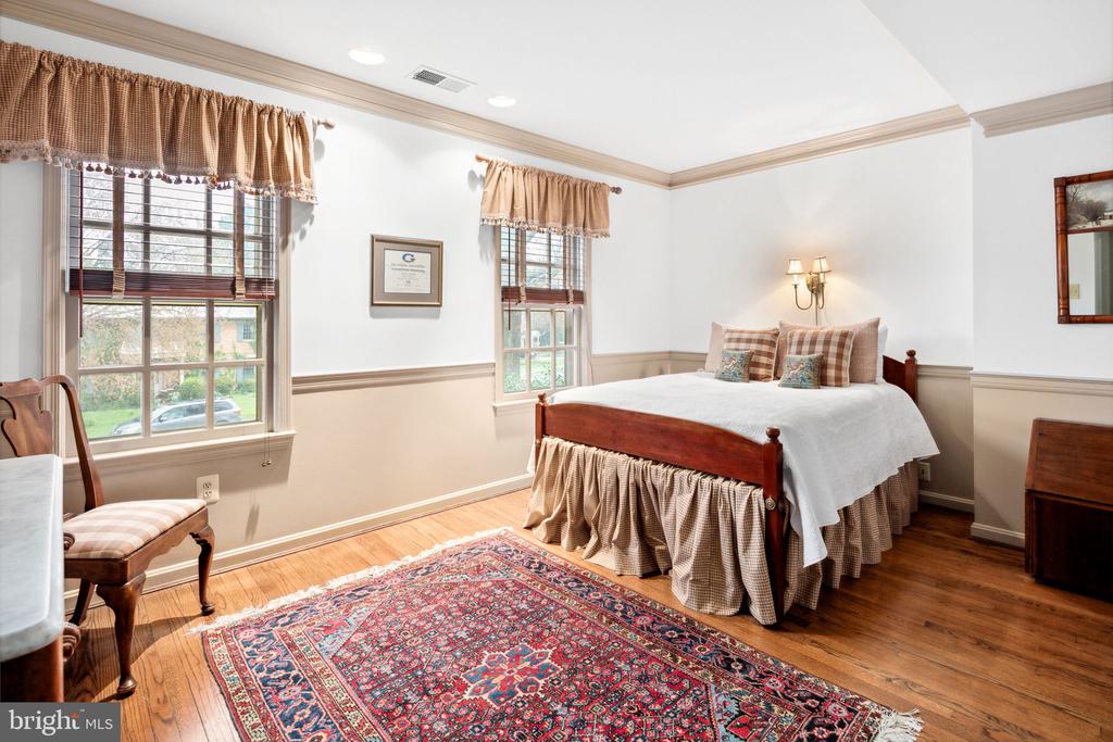9394 MOUNT VERNON CIRCLE