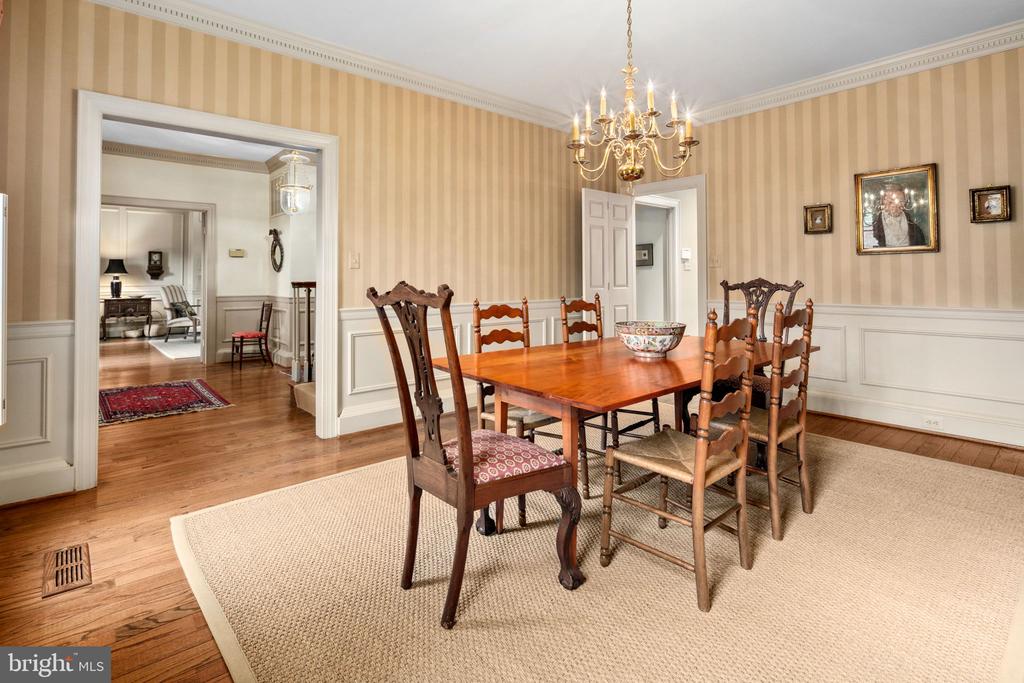 9394 MOUNT VERNON CIRCLE