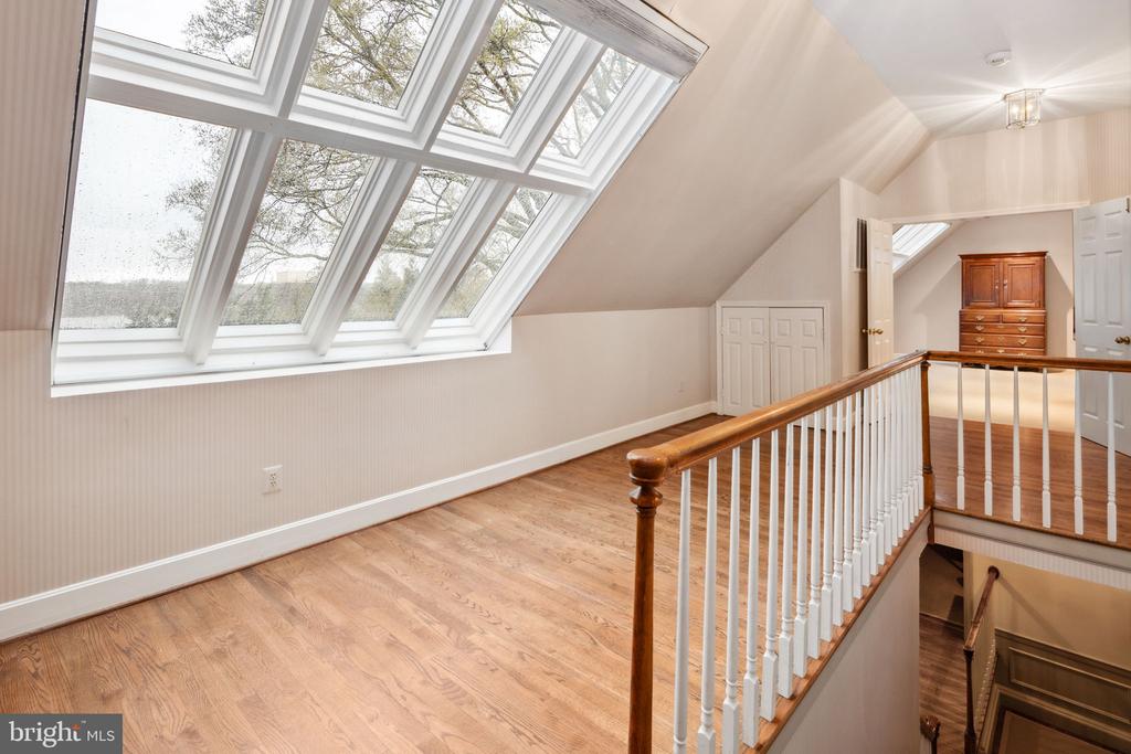 9394 MOUNT VERNON CIRCLE