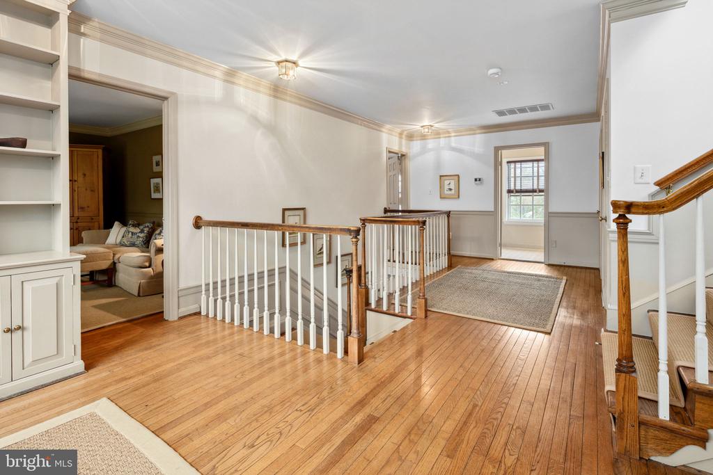 9394 MOUNT VERNON CIRCLE