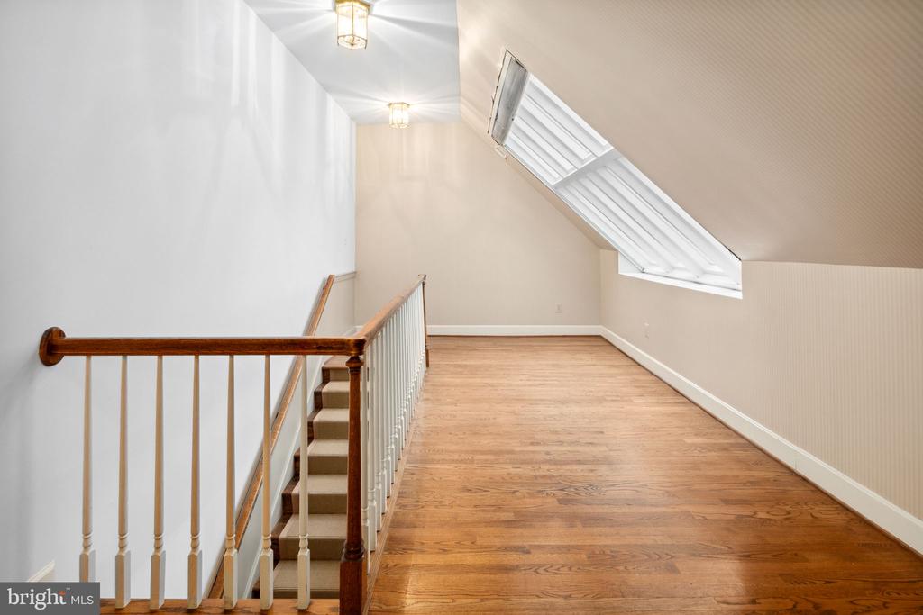 9394 MOUNT VERNON CIRCLE
