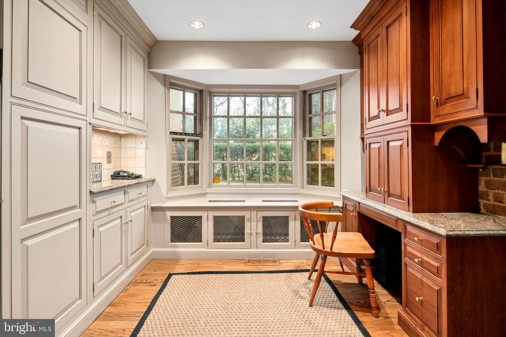 9394 MOUNT VERNON CIRCLE