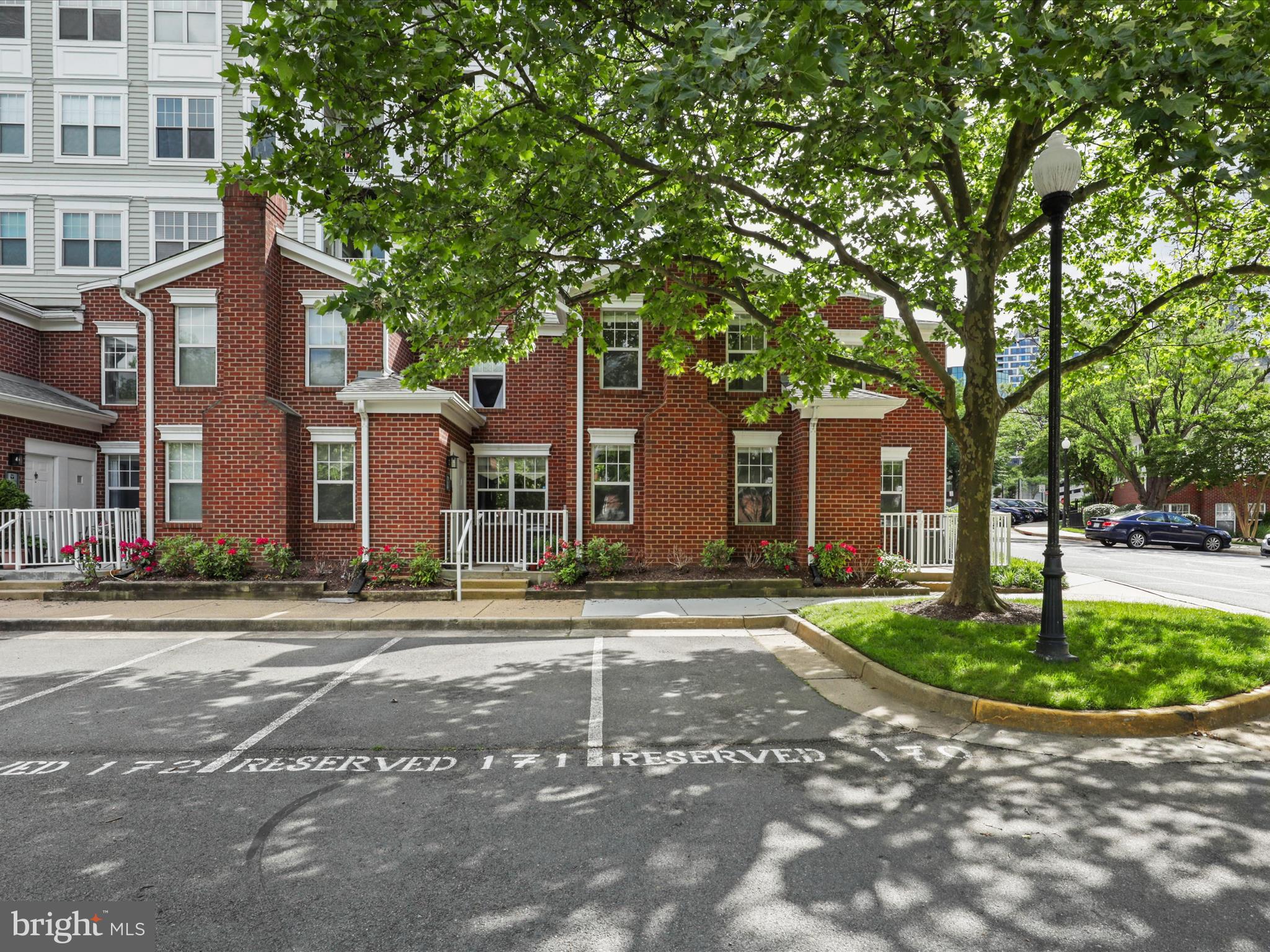 1645 INTERNATIONAL DRIVE TH-16